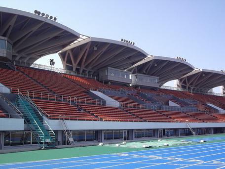 駒沢陸上競技場のメイン中央席