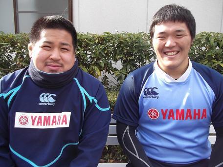 入団10年目！仲谷選手（左）と2年目の山川選手